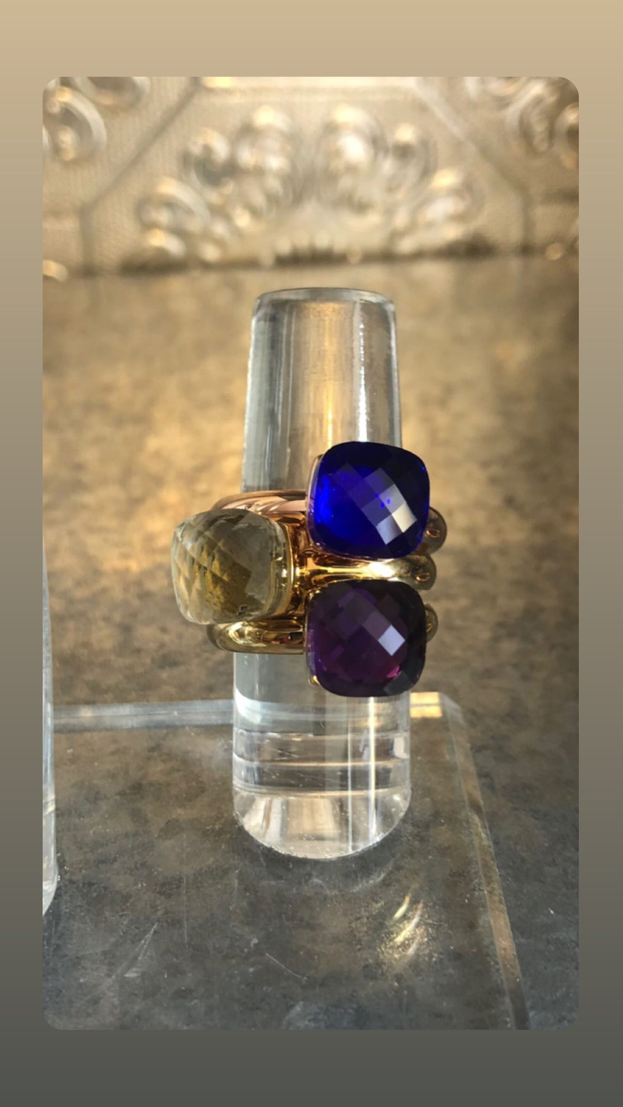 Ring lila Stein klar