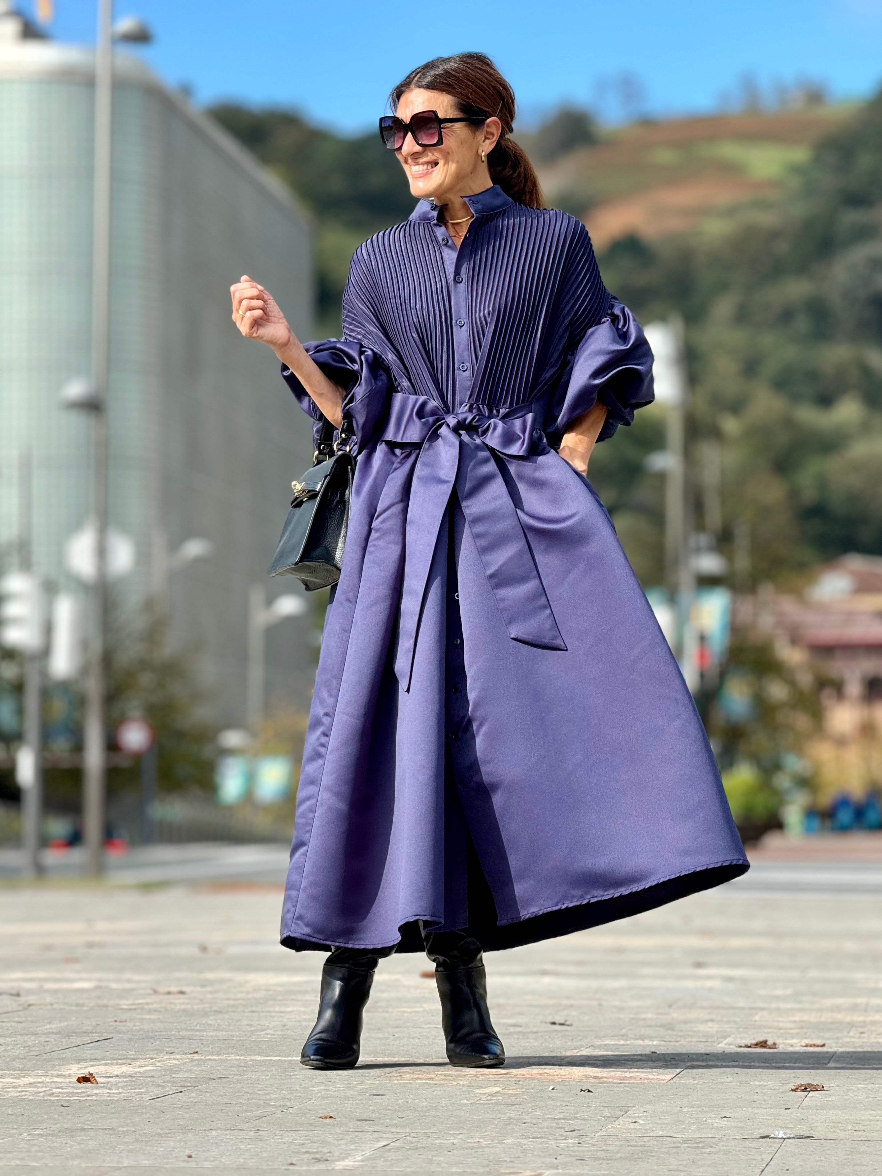 Dress Phoebe Satin Navy Marielle Stokkelaar Dress Phoebe Satin Navy Marielle Stokkelaar