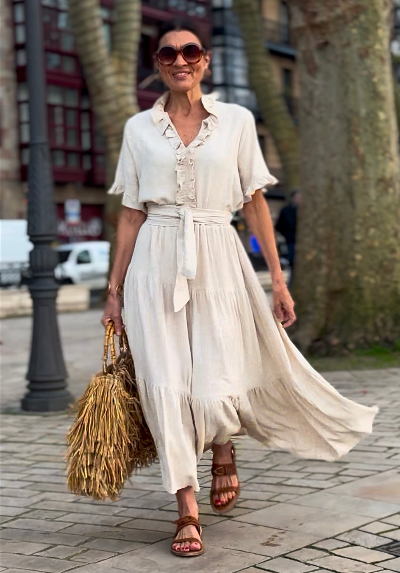 Dress Igone Linen Beige Marielle Stokkelaar Dress Igone Linen Beige Marielle Stokkelaar