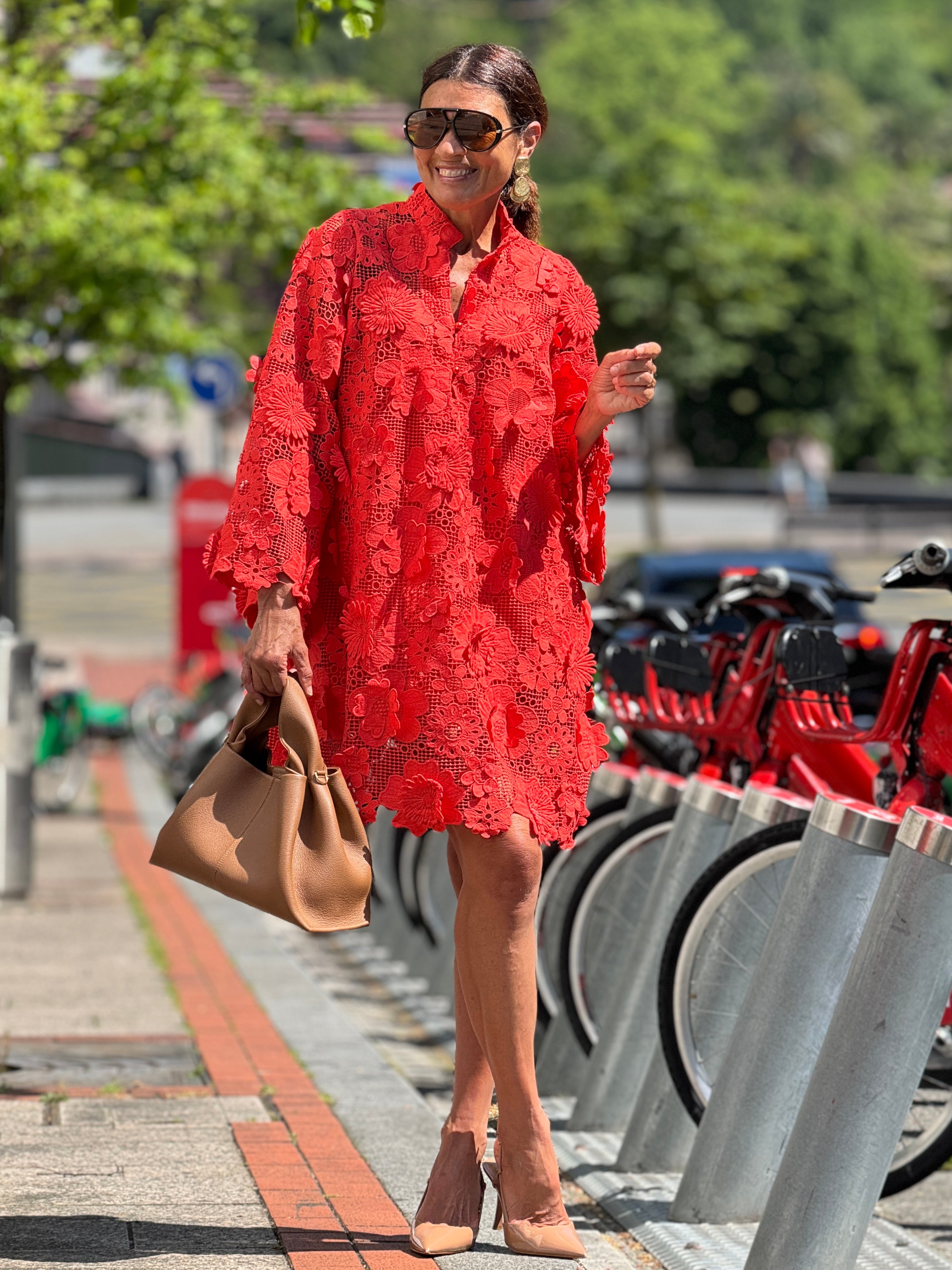 Red Cotton Dress Floral Lace Oversized Tunic Mini - Dress Florence Lace Red - Marielle Stokkelaar Red Cotton Dress Floral Lace Oversized Tunic Mini - Dress Florence Lace Red - Marielle Stokkelaar