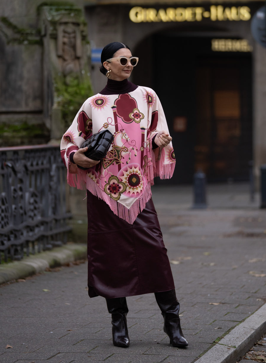 Cape Chiara Print Fringes