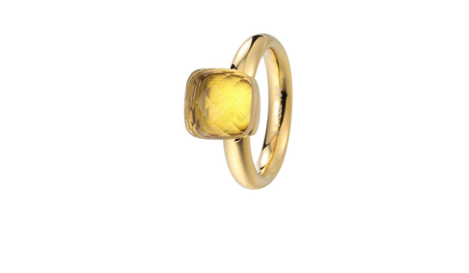 Ring yellow lemon stone clear